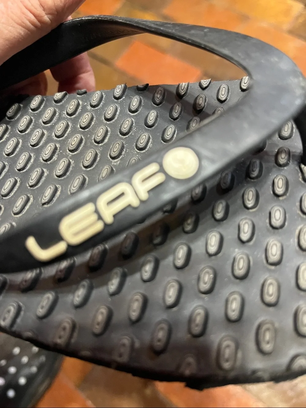 Leaf black size